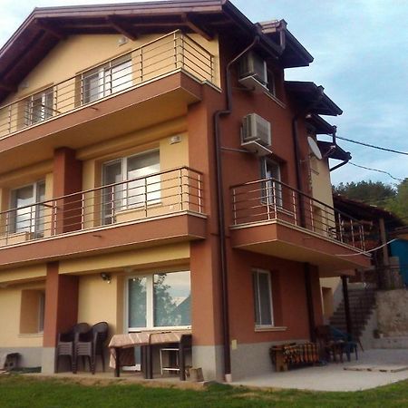 Къща За Гости Светлана Sapareva Banya Exterior foto