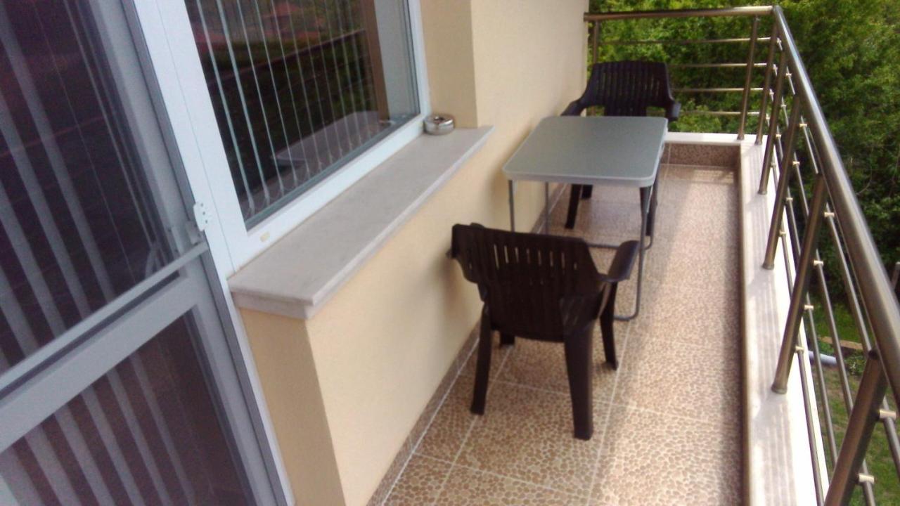 Къща За Гости Светлана Sapareva Banya Exterior foto